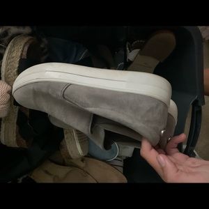 grey steve madden platform sneakers